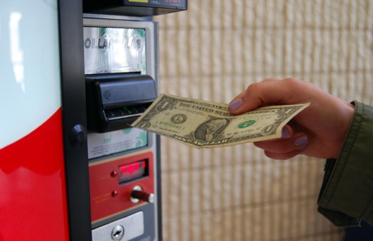 how to make money from vending machines